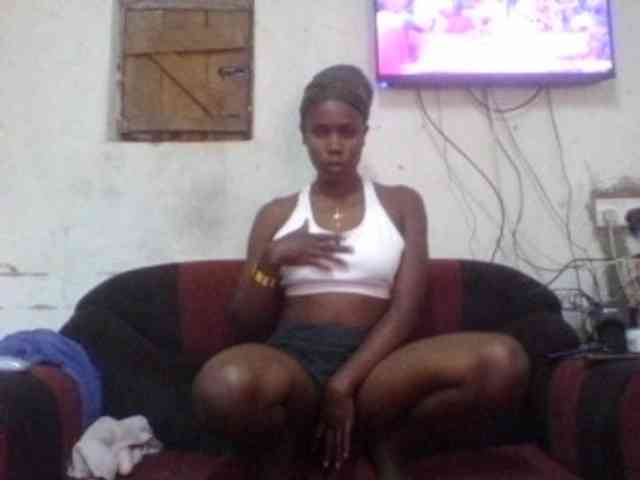 queencharry22 webcam