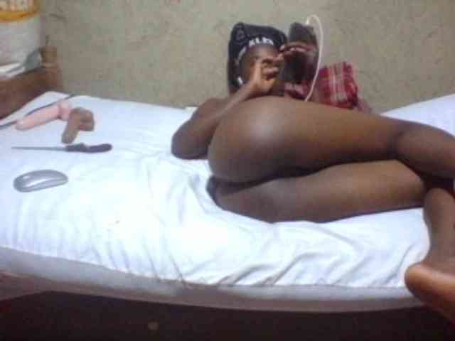 queencharry22 webcam