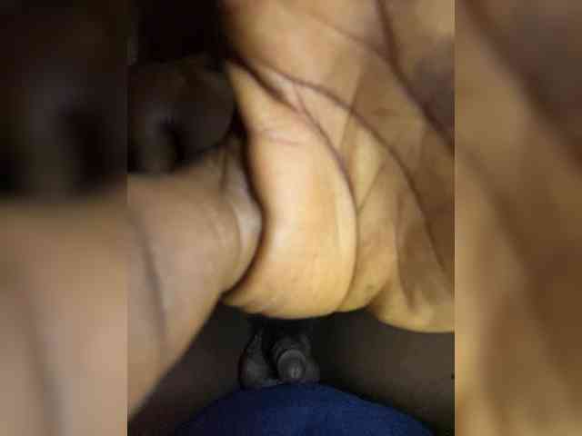 FreakyDickin1