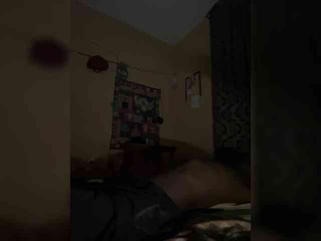 FreakyDickin1