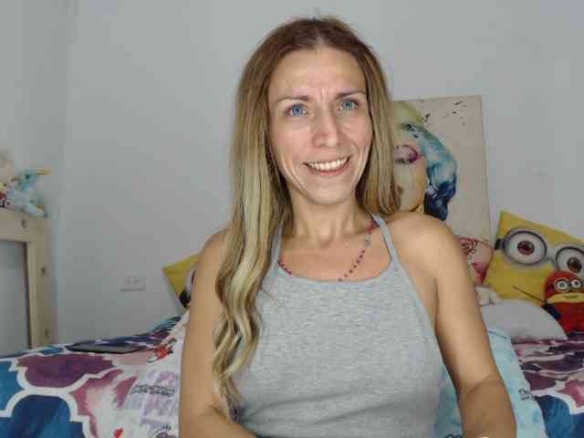 aleera-star98 Sex Cam Show