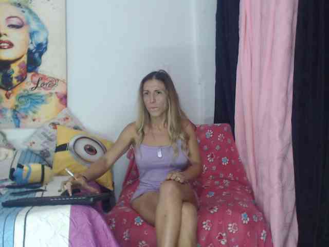 aleera-star98