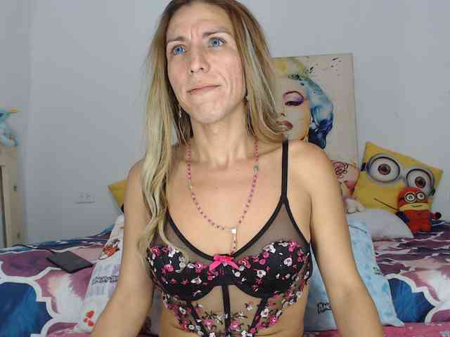 aleera-star98 Sex Cam Show