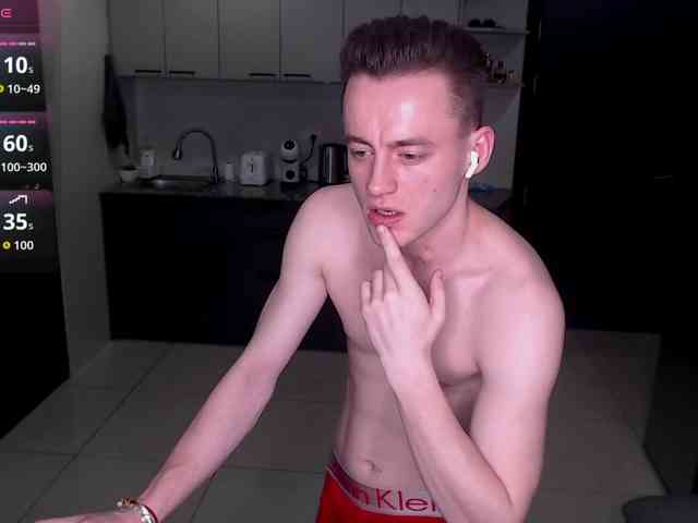 vch69- Sex Cam Show