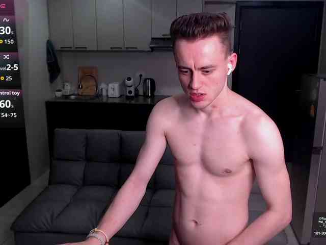 vch69- Sex Cam Show