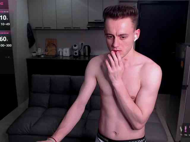 vch69- Sex Cam Show