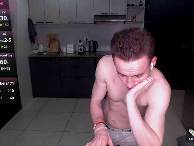 vch69- Sex Cam Show