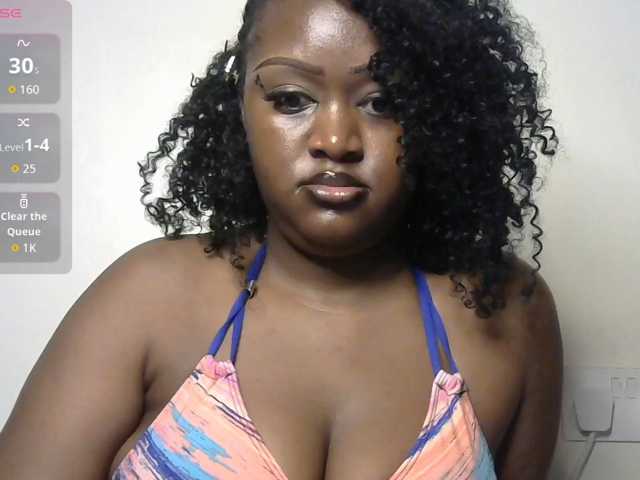 miss-caramel live cam on BongaCams