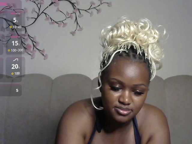 miss-caramel live cam on BongaCams