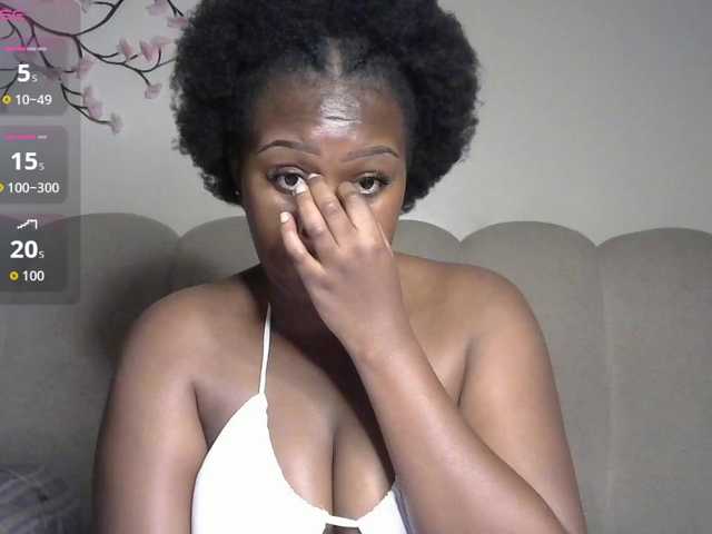 miss-caramel live cam on BongaCams
