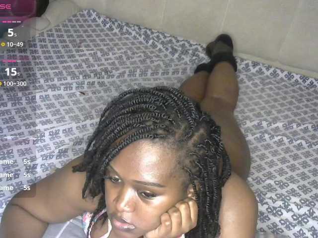 miss-caramel live cam on BongaCams