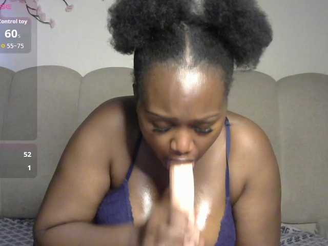 miss-caramel live cam on BongaCams