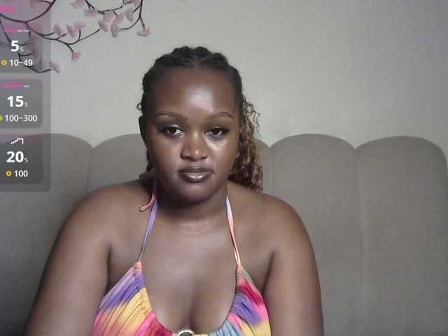 miss-caramel live cam on BongaCams