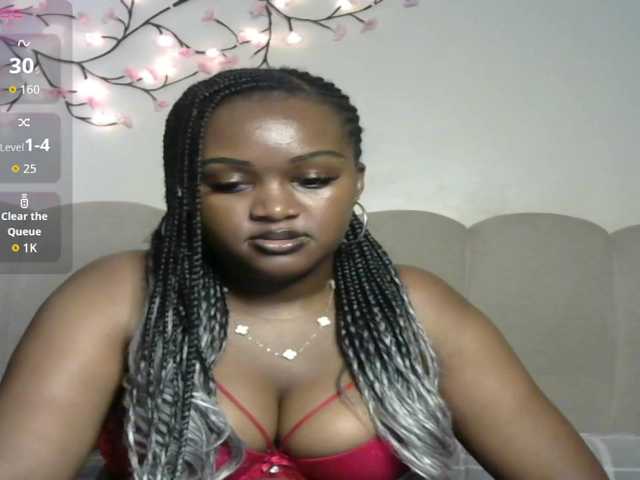 miss-caramel Live Cam and Statistics on UnifiedCams