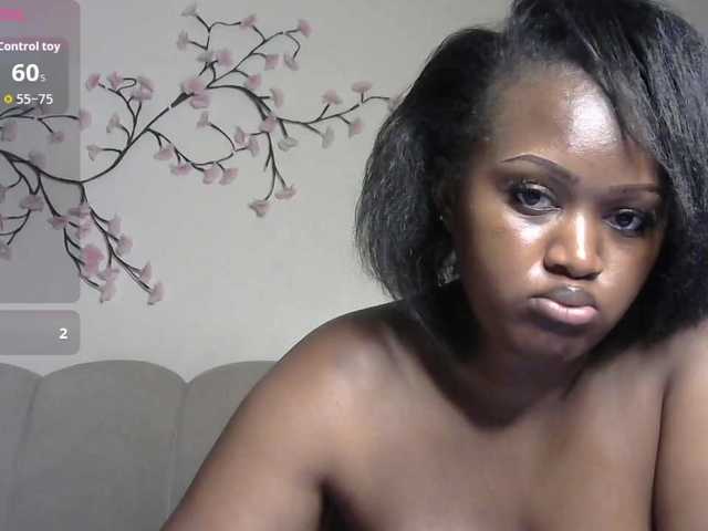 miss-caramel live cam on BongaCams