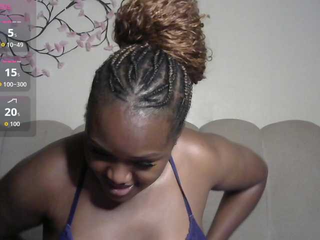 miss-caramel live cam on BongaCams