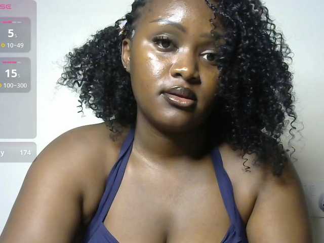 miss-caramel live cam on BongaCams