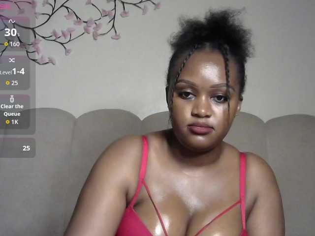 le modèle miss-caramel est en webcam porno dans un show sur le site bongacams, il possède les tags suivants: Ebony,Brunette,Shaved
