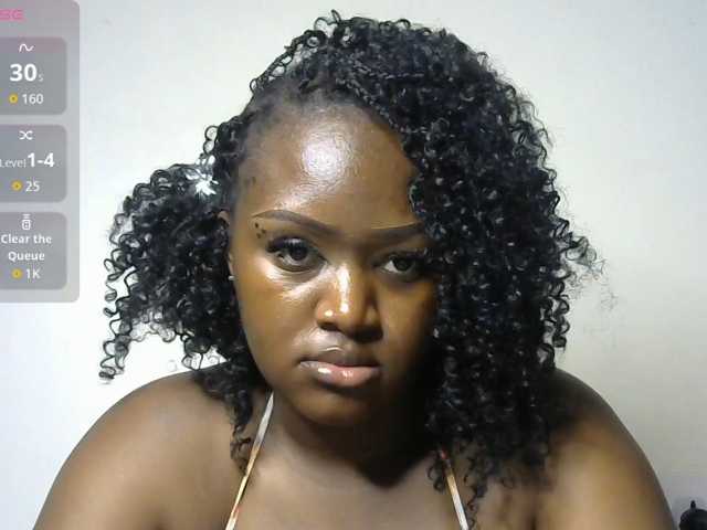 miss-caramel live cam preview