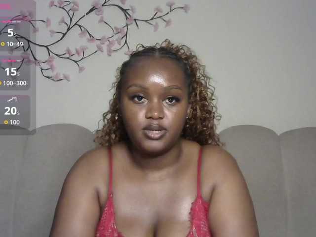 miss-caramel live cam on BongaCams
