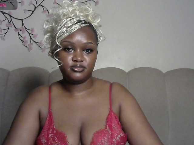 miss-caramel live cam on BongaCams