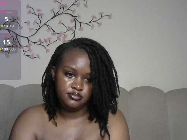 miss-caramel live cam on BongaCams