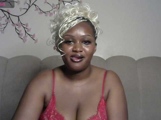 miss-caramel live cam on BongaCams