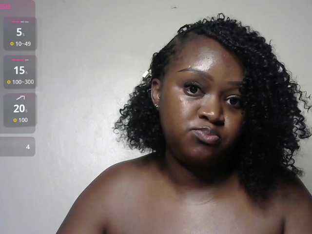 miss-caramel live cam preview