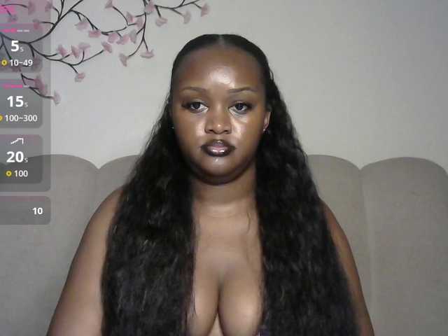 miss-caramel live cam on BongaCams