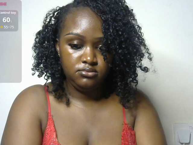 miss-caramel live cam on BongaCams