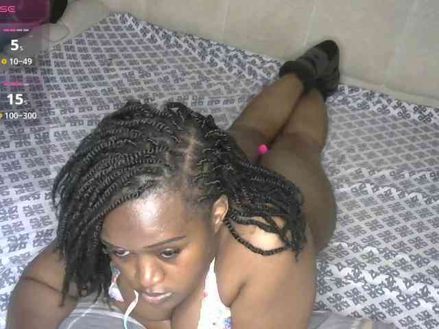 miss-caramel Live Webcam on BongaCams