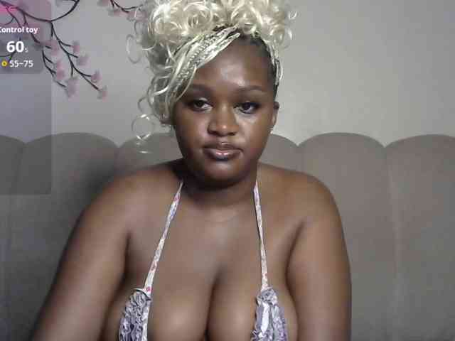 miss-caramel webcam