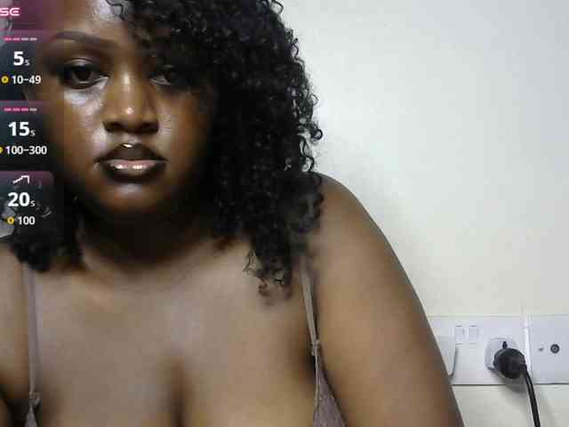 miss-caramel webcam