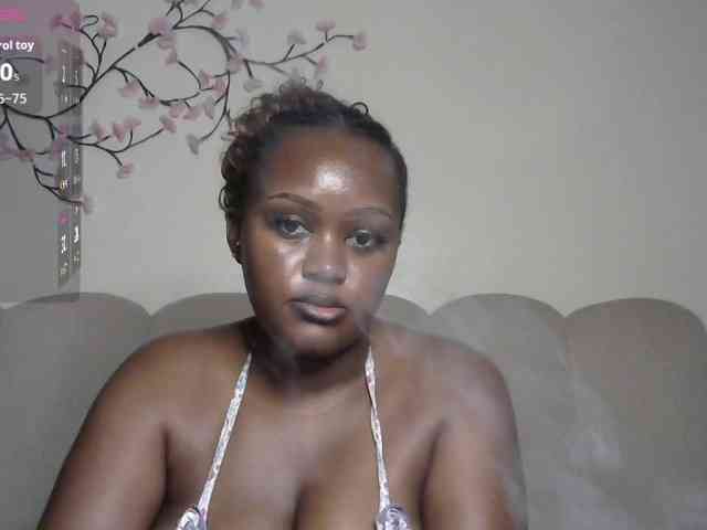 miss-caramel webcam