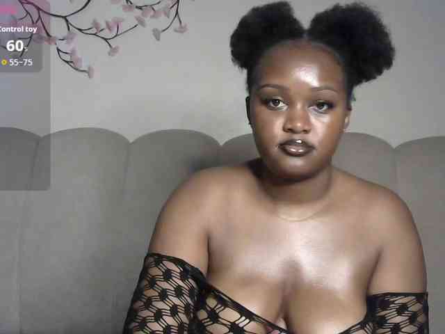 miss-caramel webcam