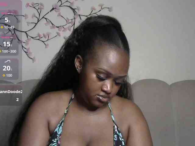 miss-caramel webcam