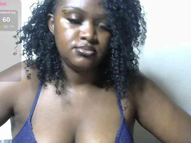 miss-caramel webcam