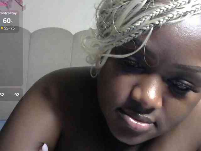 miss-caramel webcam