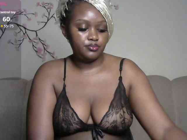 miss-caramel webcam