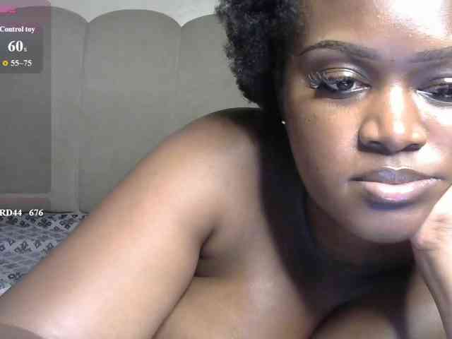 miss-caramel webcam