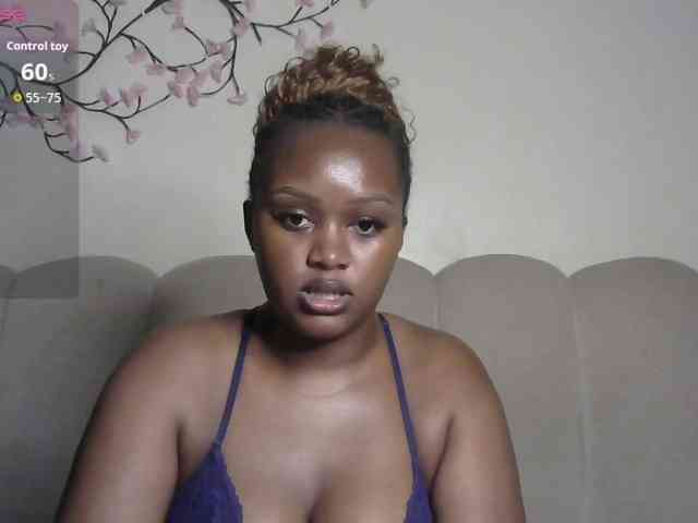 miss-caramel webcam