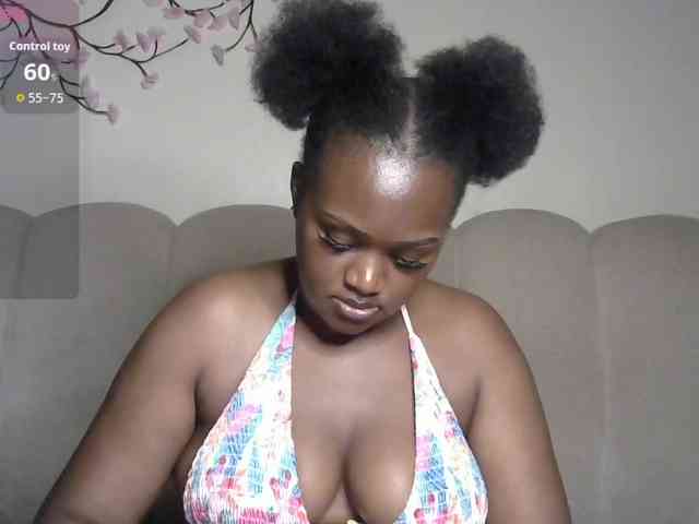miss-caramel webcam