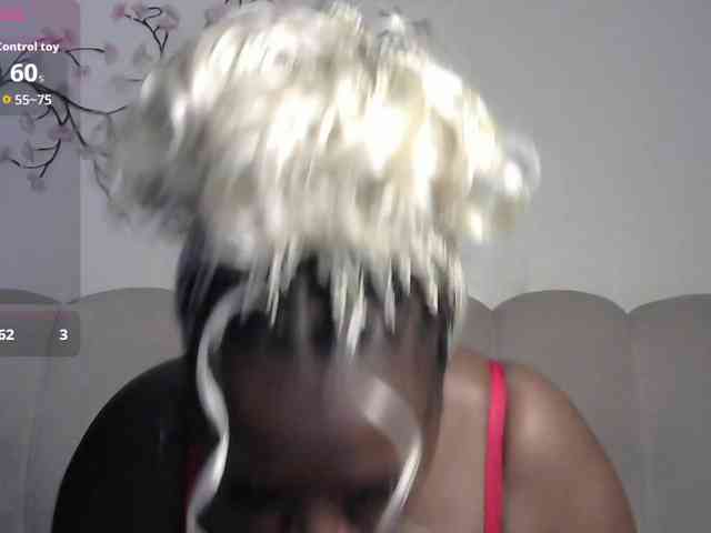 miss-caramel webcam