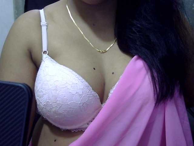 Jerin25 live cam on BongaCams