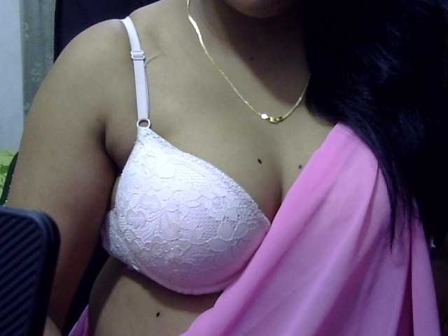 Jerin25 live cam on BongaCams