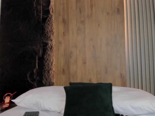 lia-sexx19 Live Cam on BongaCams