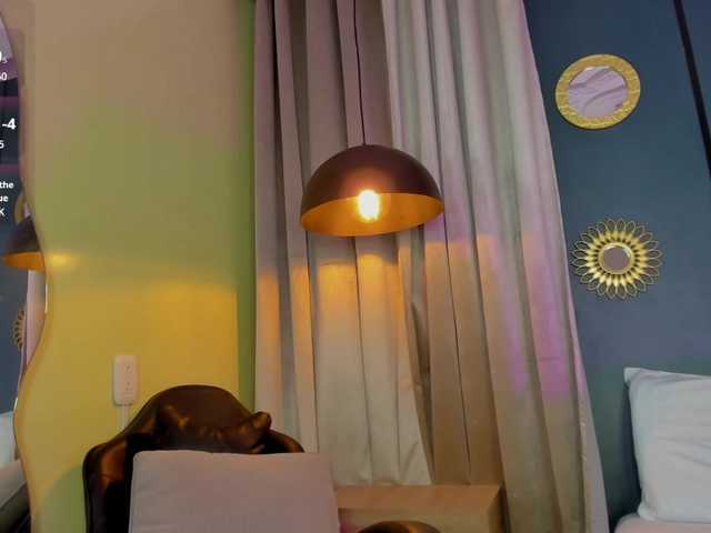 lia-sexx19's BongaCams show and profile