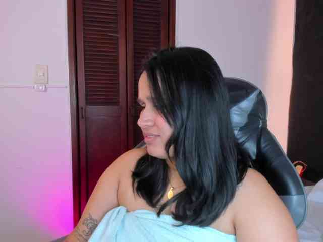 lia-sexx19 webcam