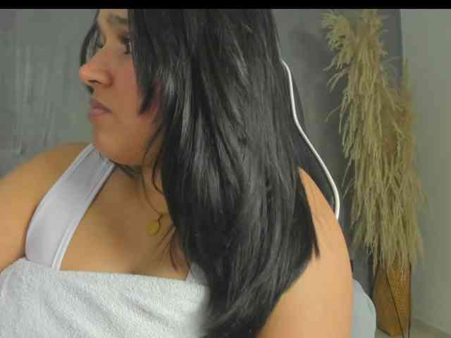 lia-sexx19