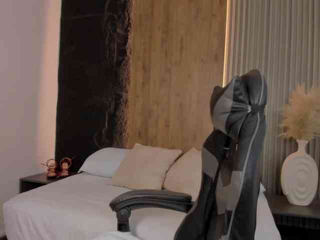 lia-sexx19 webcam